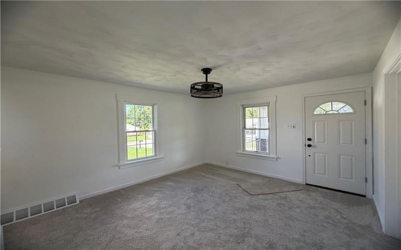 100 Fair Street, Carmichaels, 15320, 3 Bedroom Bedrooms, 6 Room Rooms,3.1 BathroomBathrooms,Residential,For Sale,Fair Street,1774579