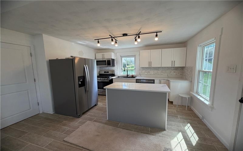 100 Fair Street, Carmichaels, 15320, 3 Bedroom Bedrooms, 6 Room Rooms,3.1 BathroomBathrooms,Residential,For Sale,Fair Street,1774579