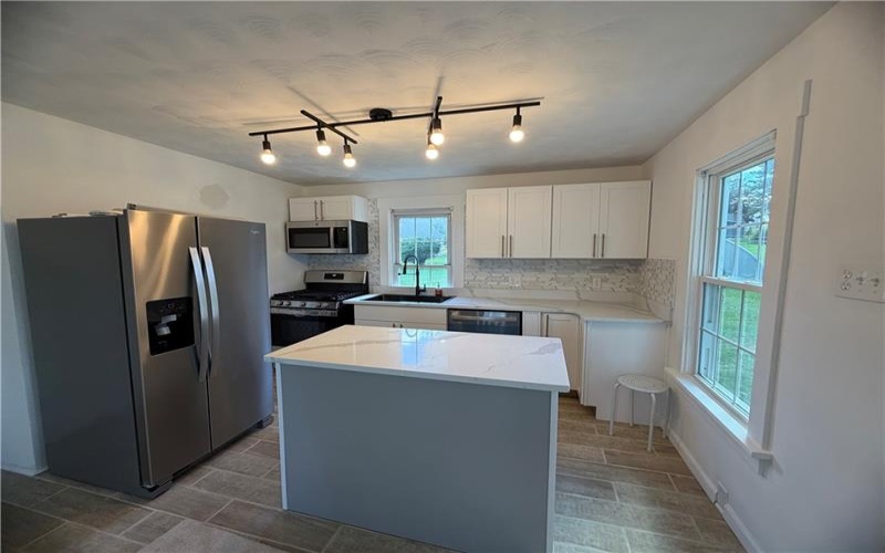 100 Fair Street, Carmichaels, 15320, 3 Bedroom Bedrooms, 6 Room Rooms,3.1 BathroomBathrooms,Residential,For Sale,Fair Street,1774579