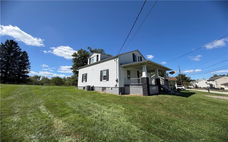 100 Fair Street, Carmichaels, 15320, 3 Bedroom Bedrooms, 6 Room Rooms,3.1 BathroomBathrooms,Residential,For Sale,Fair Street,1774579