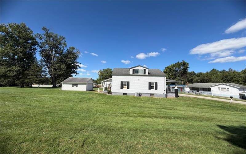 100 Fair Street, Carmichaels, 15320, 3 Bedroom Bedrooms, 6 Room Rooms,3.1 BathroomBathrooms,Residential,For Sale,Fair Street,1774579