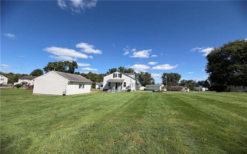 100 Fair Street, Carmichaels, 15320, 3 Bedroom Bedrooms, 6 Room Rooms,3.1 BathroomBathrooms,Residential,For Sale,Fair Street,1774579