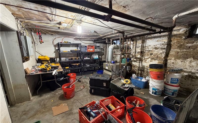 119 Arch Ave, Greensburg, 15601, ,Commercial-industrial-business,For Sale,Arch Ave,1774657