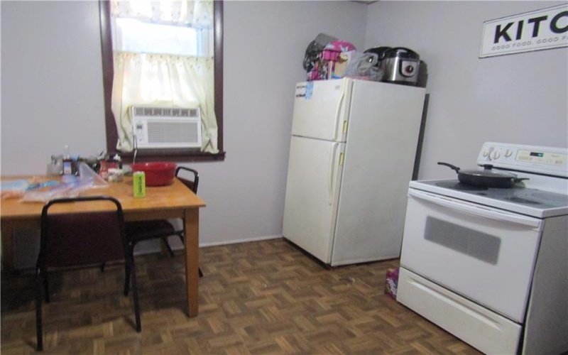 622-624 Kingview Rd, Scottdale, 15683, ,Multi-unit,For Sale,Kingview Rd,1774664