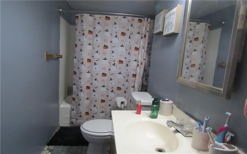 622-624 Kingview Rd, Scottdale, 15683, ,Multi-unit,For Sale,Kingview Rd,1774664