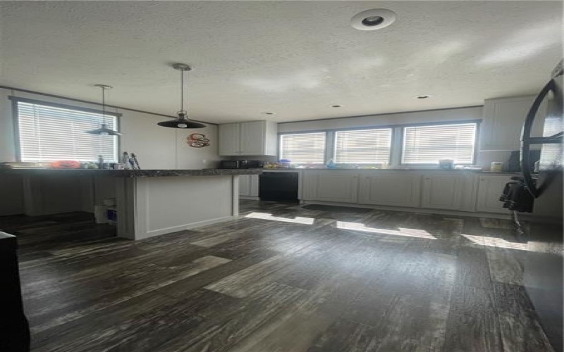 697 Regent Dr, Washington, 15301, 2 Bedroom Bedrooms, ,2 BathroomBathrooms,Residential,For Sale,Regent Dr,1774675