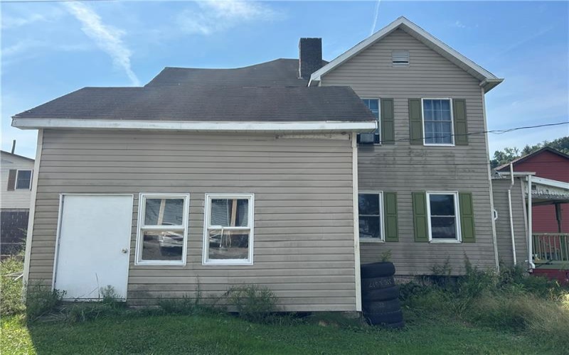 305 1st St, Sutersville, 15083, 4 Bedroom Bedrooms, ,2.1 BathroomBathrooms,Residential,For Sale,1st St,1774722