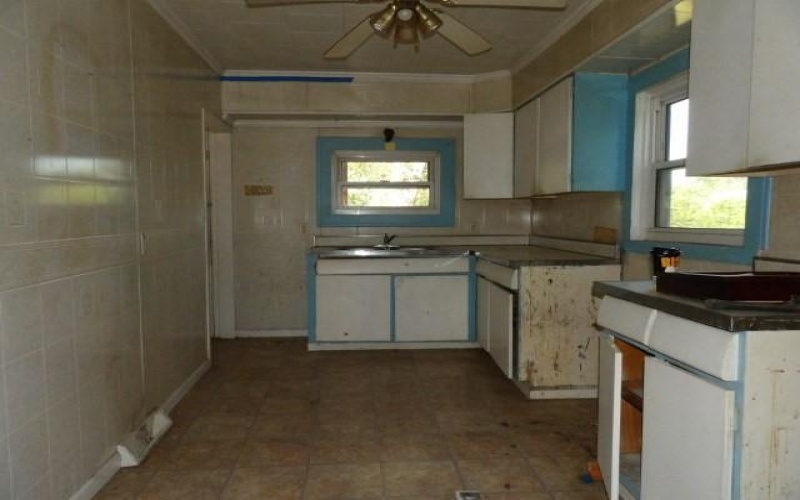8 5th Avenue, Scottdale, 15683, 2 Bedroom Bedrooms, 4 Room Rooms,1 BathroomBathrooms,Residential,For Sale,5th Avenue,1774269