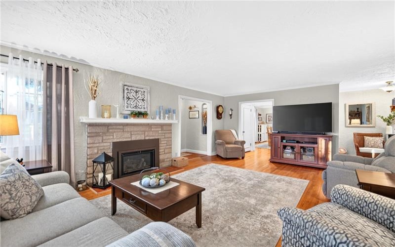 1421 4TH STREET, Monongahela, 15063, 3 Bedroom Bedrooms, 13 Room Rooms,2.1 BathroomBathrooms,Residential,For Sale,4TH STREET,1774585