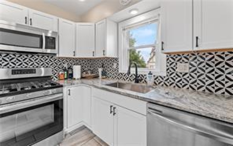 97 Belmont Cir, Uniontown, 15401, 4 Bedroom Bedrooms, ,2.1 BathroomBathrooms,Lease,For Rent,Belmont Cir,1774739