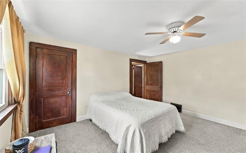 348 Steubenville Pike, Burgettstown, 15021, 3 Bedroom Bedrooms, 6 Room Rooms,1 BathroomBathrooms,Residential,For Sale,Steubenville Pike,1774756