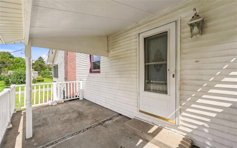 348 Steubenville Pike, Burgettstown, 15021, 3 Bedroom Bedrooms, 6 Room Rooms,1 BathroomBathrooms,Residential,For Sale,Steubenville Pike,1774756