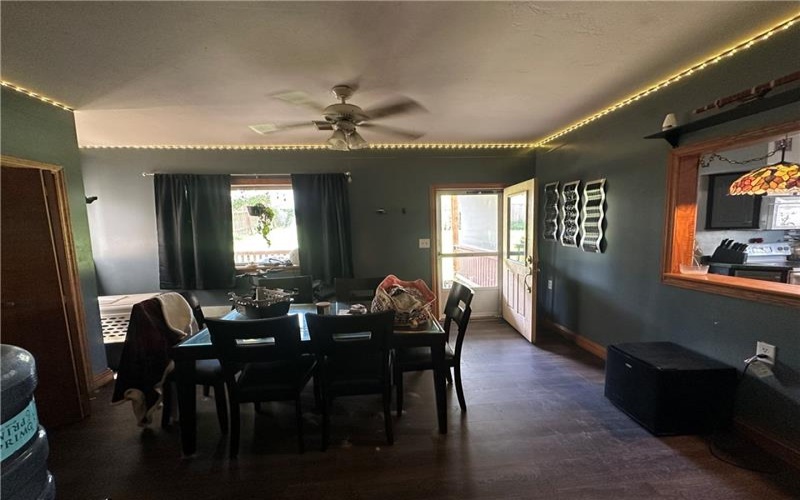 917 Crest Avenue, Charleroi, 15022, 3 Bedroom Bedrooms, 10 Room Rooms,2 BathroomBathrooms,Residential,For Sale,Crest Avenue,1774793