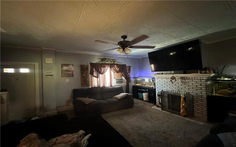 917 Crest Avenue, Charleroi, 15022, 3 Bedroom Bedrooms, 10 Room Rooms,2 BathroomBathrooms,Residential,For Sale,Crest Avenue,1774793