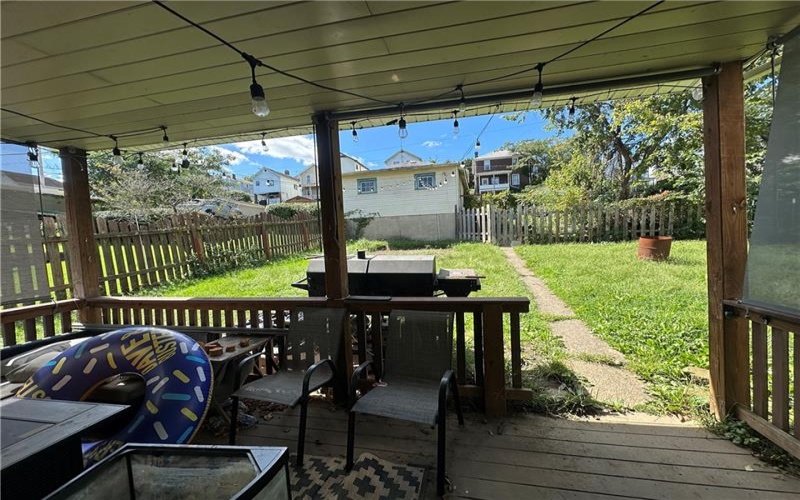 917 Crest Avenue, Charleroi, 15022, 3 Bedroom Bedrooms, 10 Room Rooms,2 BathroomBathrooms,Residential,For Sale,Crest Avenue,1774793