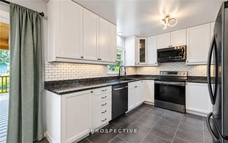 11 Pine St, Washington, 15301, 3 Bedroom Bedrooms, 8 Room Rooms,2 BathroomBathrooms,Residential,For Sale,Pine St,1774797