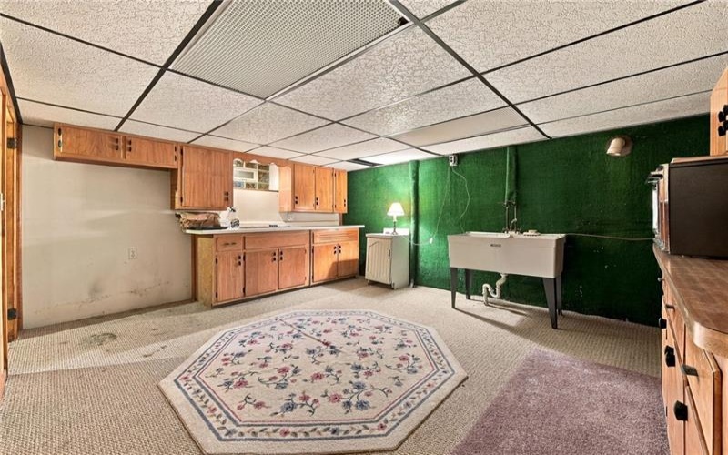 719 Locust Street, Greensburg, 15601, 3 Bedroom Bedrooms, 9 Room Rooms,2 BathroomBathrooms,Residential,For Sale,Locust Street,1774808