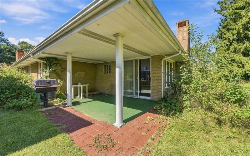 719 Locust Street, Greensburg, 15601, 3 Bedroom Bedrooms, 9 Room Rooms,2 BathroomBathrooms,Residential,For Sale,Locust Street,1774808