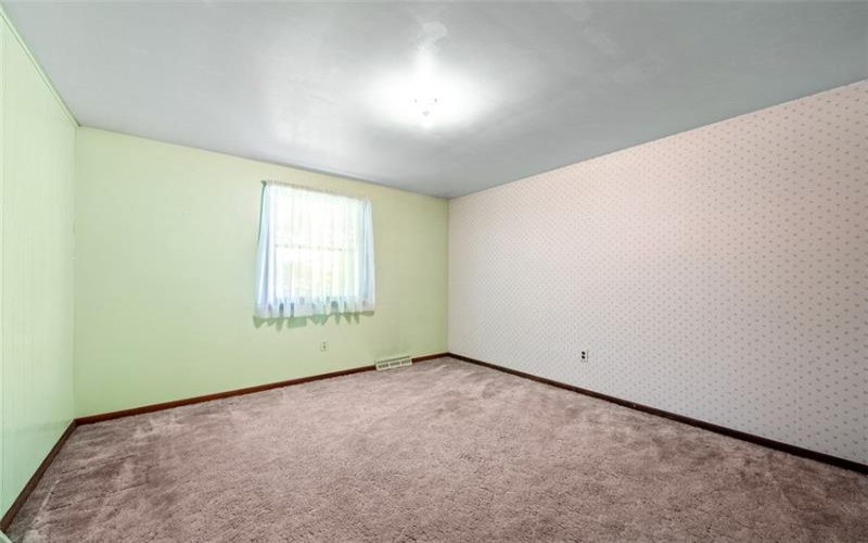 1315 Sycamore St, Connellsville, 15425, 4 Bedroom Bedrooms, 9 Room Rooms,2.1 BathroomBathrooms,Residential,For Sale,Sycamore St,1774873