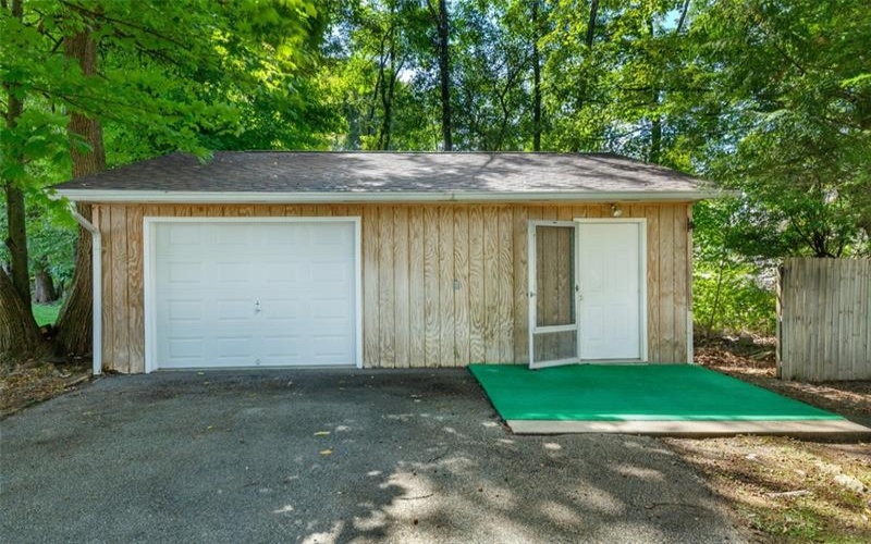 1315 Sycamore St, Connellsville, 15425, 4 Bedroom Bedrooms, 9 Room Rooms,2.1 BathroomBathrooms,Residential,For Sale,Sycamore St,1774873