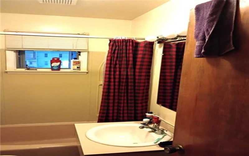 250 Green St, California, 15419, 12 Bedroom Bedrooms, 12 Room Rooms,4.2 BathroomBathrooms,Residential,For Sale,Green St,1774884