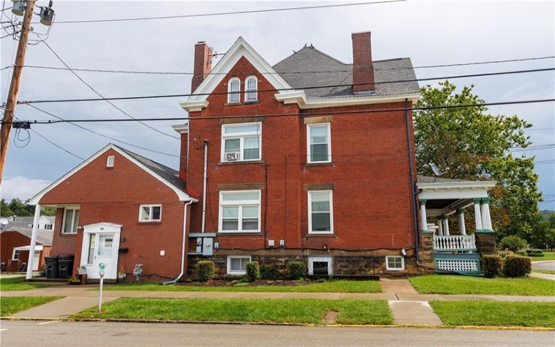250 Green St, California, 15419, 12 Bedroom Bedrooms, 12 Room Rooms,4.2 BathroomBathrooms,Residential,For Sale,Green St,1774884
