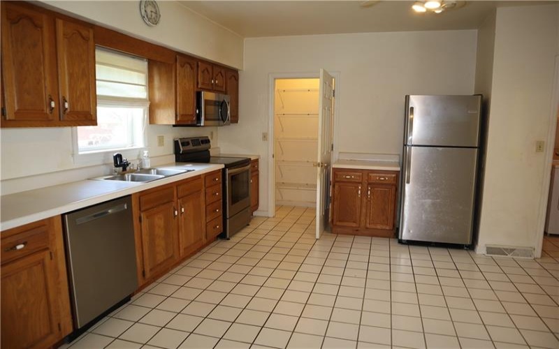 308 College AVENUE, Mount Pleasant, 15666, 3 Bedroom Bedrooms, ,1.1 BathroomBathrooms,Residential,For Sale,College,1774927