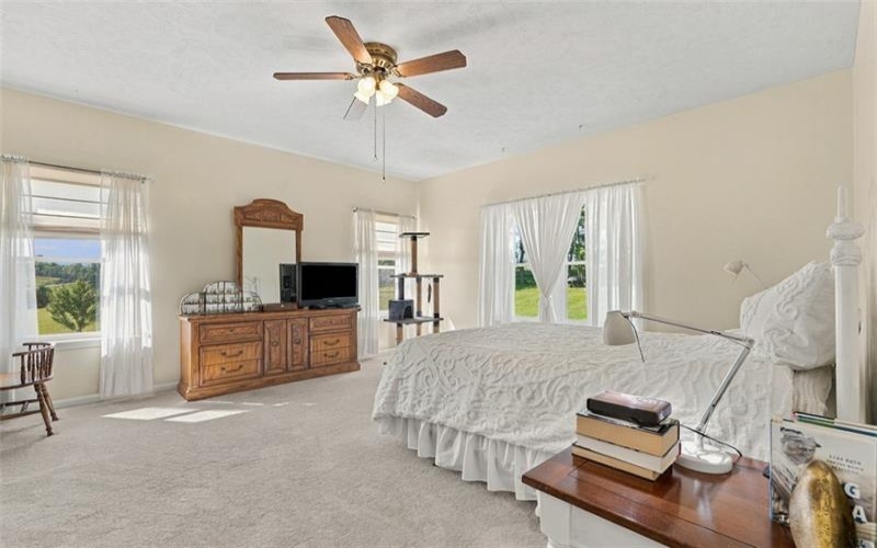 333 Fort Cherry Rd, Mc Donald, 15057, 4 Bedroom Bedrooms, ,2 BathroomBathrooms,Residential,For Sale,Fort Cherry Rd,1774929