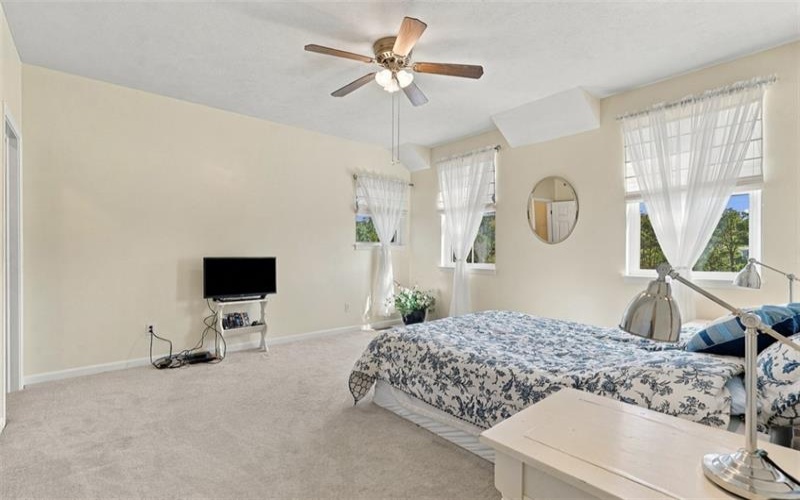 333 Fort Cherry Rd, Mc Donald, 15057, 4 Bedroom Bedrooms, ,2 BathroomBathrooms,Residential,For Sale,Fort Cherry Rd,1774929