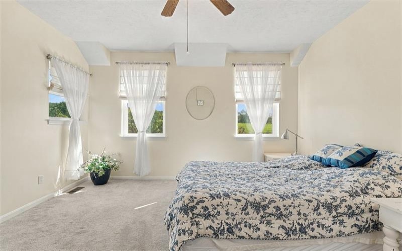 333 Fort Cherry Rd, Mc Donald, 15057, 4 Bedroom Bedrooms, ,2 BathroomBathrooms,Residential,For Sale,Fort Cherry Rd,1774929