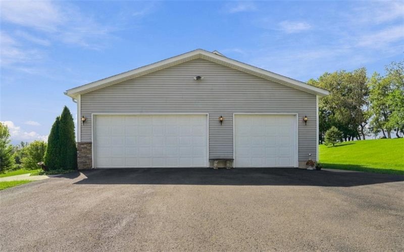 333 Fort Cherry Rd, Mc Donald, 15057, 4 Bedroom Bedrooms, ,2 BathroomBathrooms,Residential,For Sale,Fort Cherry Rd,1774929