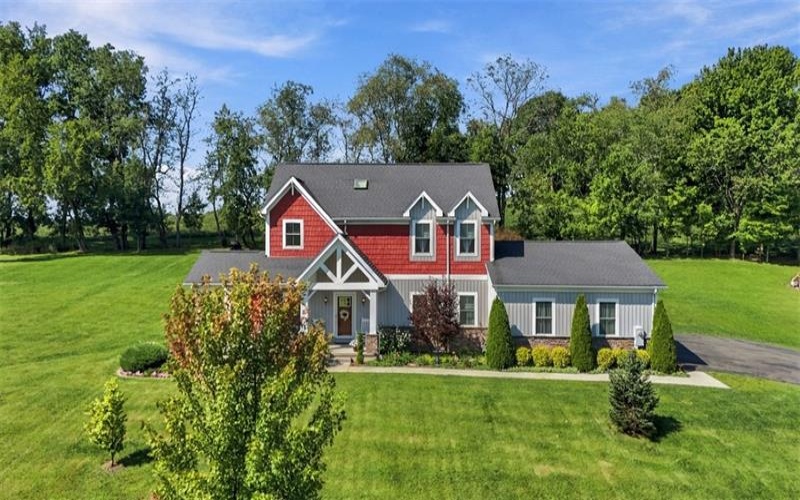 333 Fort Cherry Rd, Mc Donald, 15057, 4 Bedroom Bedrooms, ,2 BathroomBathrooms,Residential,For Sale,Fort Cherry Rd,1774929