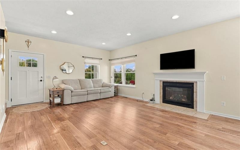 333 Fort Cherry Rd, Mc Donald, 15057, 4 Bedroom Bedrooms, ,2 BathroomBathrooms,Residential,For Sale,Fort Cherry Rd,1774929