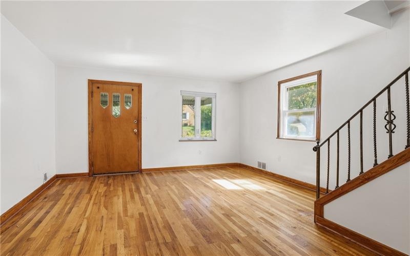 1515 Ridge Ave, New Kensington, 15068, 3 Bedroom Bedrooms, ,1 BathroomBathrooms,Residential,For Sale,Ridge Ave,1774934