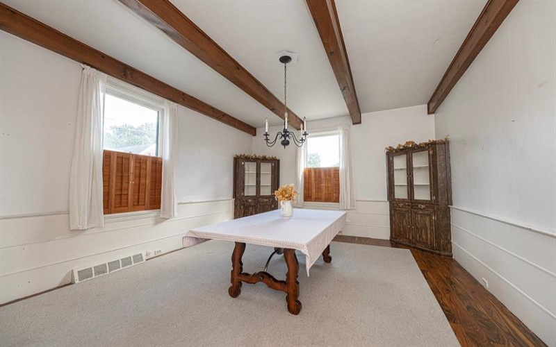 627 Weldon STREET, Latrobe, 15650, 4 Bedroom Bedrooms, 9 Room Rooms,2 BathroomBathrooms,Residential,For Sale,Weldon,1774956