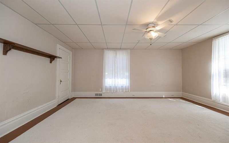 627 Weldon STREET, Latrobe, 15650, 4 Bedroom Bedrooms, 9 Room Rooms,2 BathroomBathrooms,Residential,For Sale,Weldon,1774956