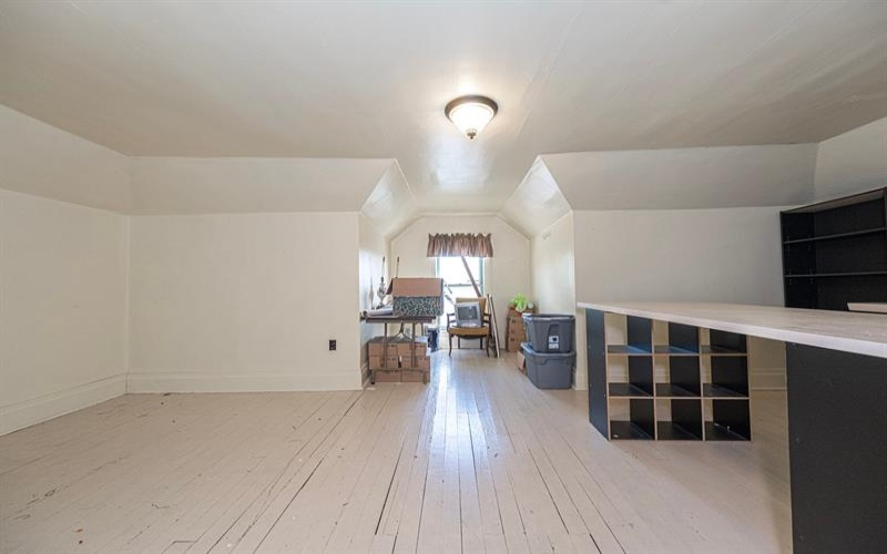 627 Weldon STREET, Latrobe, 15650, 4 Bedroom Bedrooms, 9 Room Rooms,2 BathroomBathrooms,Residential,For Sale,Weldon,1774956