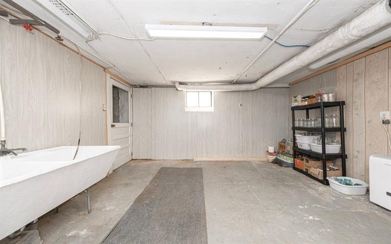 627 Weldon STREET, Latrobe, 15650, 4 Bedroom Bedrooms, 9 Room Rooms,2 BathroomBathrooms,Residential,For Sale,Weldon,1774956