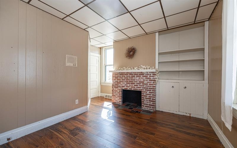 627 Weldon STREET, Latrobe, 15650, 4 Bedroom Bedrooms, 9 Room Rooms,2 BathroomBathrooms,Residential,For Sale,Weldon,1774956