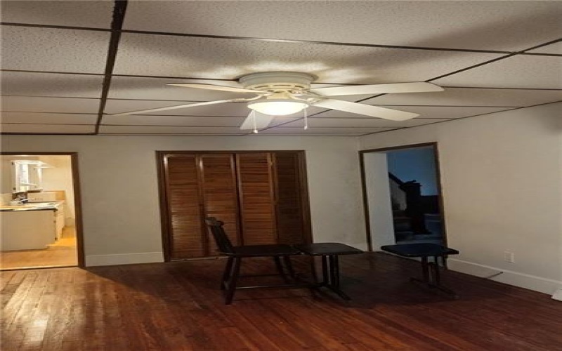 321 4th St, Derry, 15627, 4 Bedroom Bedrooms, 10 Room Rooms,1.1 BathroomBathrooms,Residential,For Sale,4th St,1769266