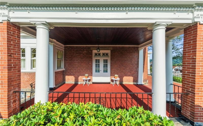 700 Meade Street, Monongahela, 15063, 6 Bedroom Bedrooms, ,3.1 BathroomBathrooms,Residential,For Sale,Meade Street,1773642