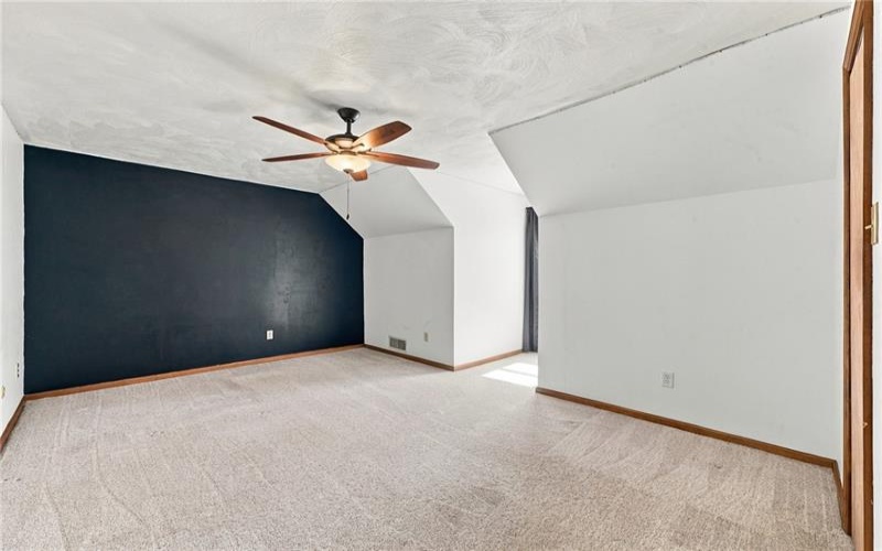 9 Northwood Rd, Greensburg, 15601, 4 Bedroom Bedrooms, ,2.1 BathroomBathrooms,Residential,For Sale,Northwood Rd,1774433