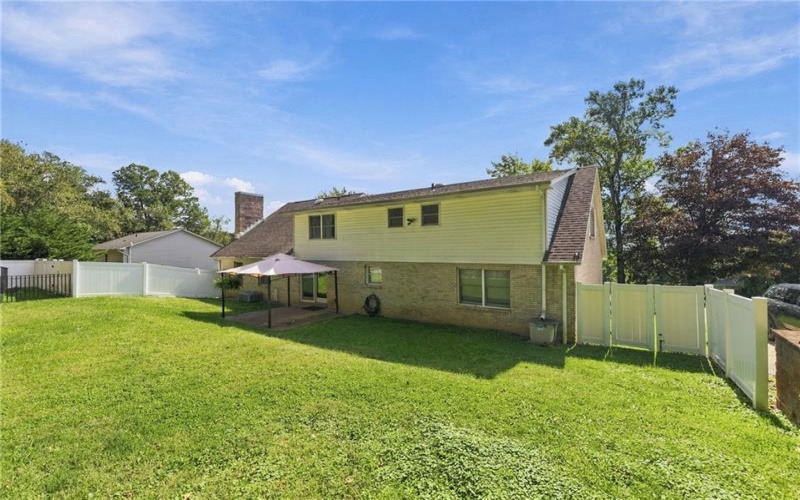 9 Northwood Rd, Greensburg, 15601, 4 Bedroom Bedrooms, ,2.1 BathroomBathrooms,Residential,For Sale,Northwood Rd,1774433