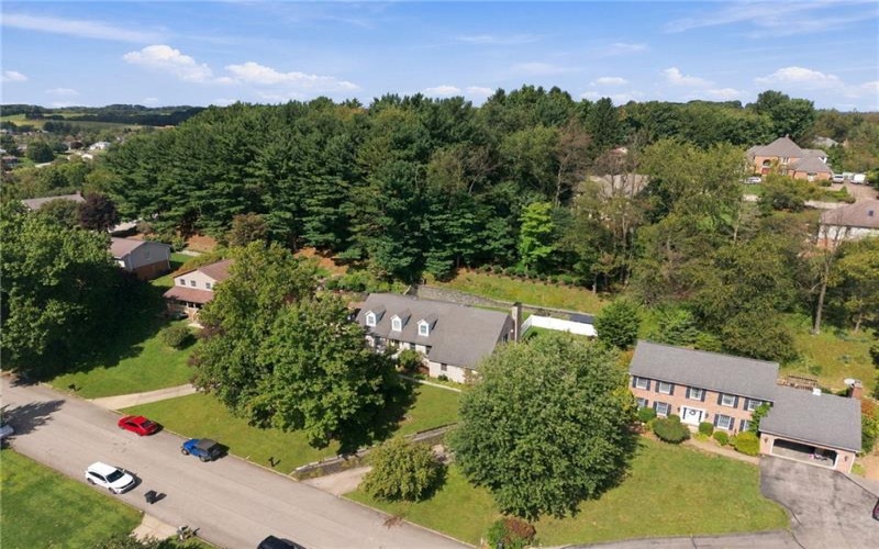 9 Northwood Rd, Greensburg, 15601, 4 Bedroom Bedrooms, ,2.1 BathroomBathrooms,Residential,For Sale,Northwood Rd,1774433