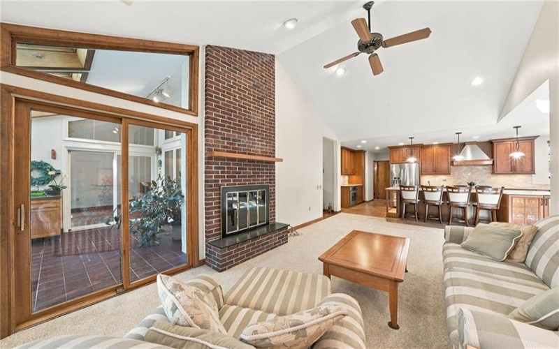 311 Lakewood Rd, Greensburg, 15601, 4 Bedroom Bedrooms, 12 Room Rooms,3.1 BathroomBathrooms,Residential,For Sale,Lakewood Rd,1774591