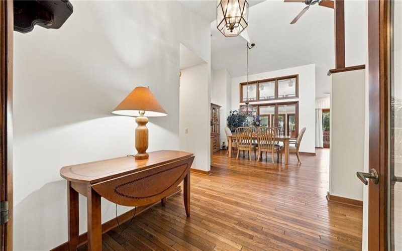 311 Lakewood Rd, Greensburg, 15601, 4 Bedroom Bedrooms, 12 Room Rooms,3.1 BathroomBathrooms,Residential,For Sale,Lakewood Rd,1774591