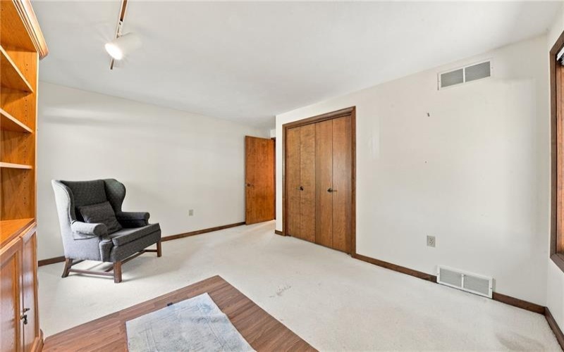 311 Lakewood Rd, Greensburg, 15601, 4 Bedroom Bedrooms, 12 Room Rooms,3.1 BathroomBathrooms,Residential,For Sale,Lakewood Rd,1774591