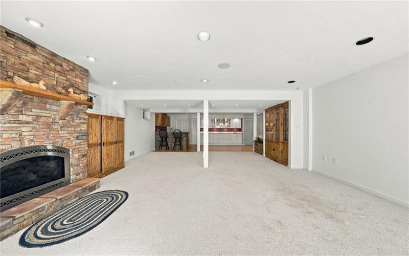 311 Lakewood Rd, Greensburg, 15601, 4 Bedroom Bedrooms, 12 Room Rooms,3.1 BathroomBathrooms,Residential,For Sale,Lakewood Rd,1774591