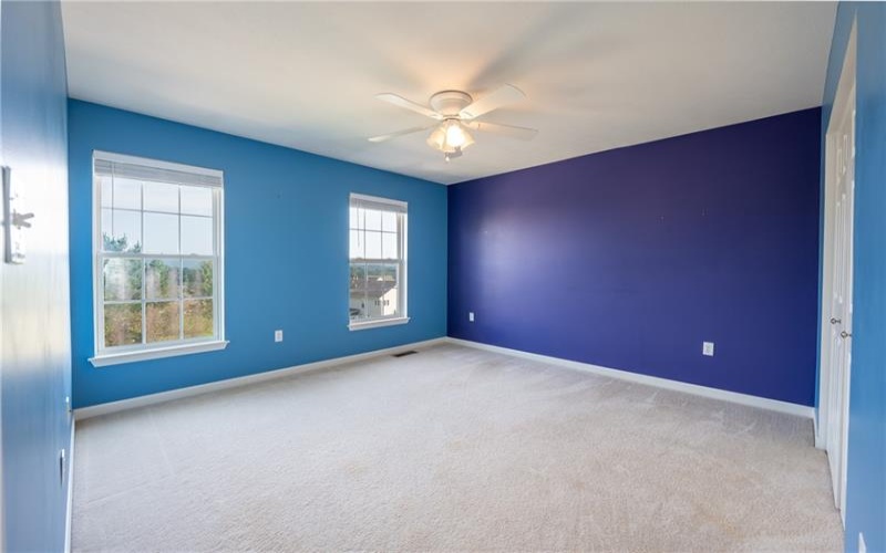 207 Kingsbrooke Dr, Greensburg, 15601, 4 Bedroom Bedrooms, ,2.1 BathroomBathrooms,Residential,For Sale,Kingsbrooke Dr,1774634