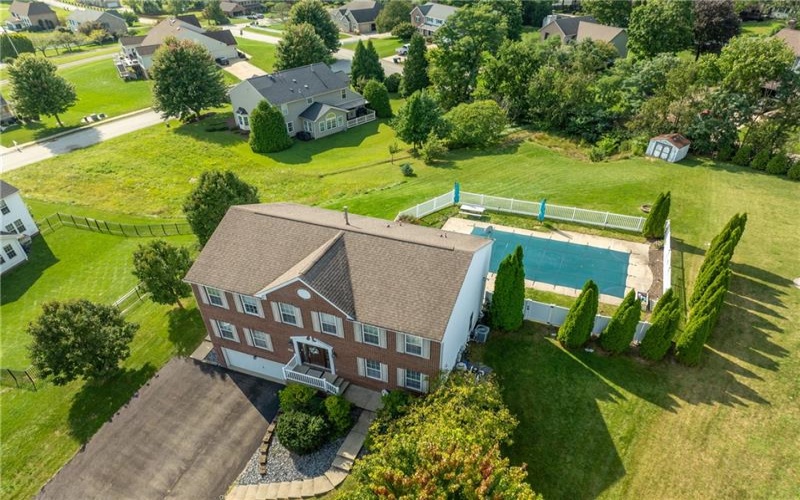 207 Kingsbrooke Dr, Greensburg, 15601, 4 Bedroom Bedrooms, ,2.1 BathroomBathrooms,Residential,For Sale,Kingsbrooke Dr,1774634